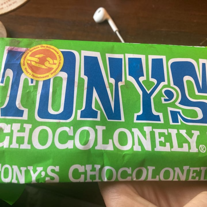 review photo of Tony’s Chocolonely Dark Almond Sea Salt 51% shared by @lebe on 18 Feb 2022 - review