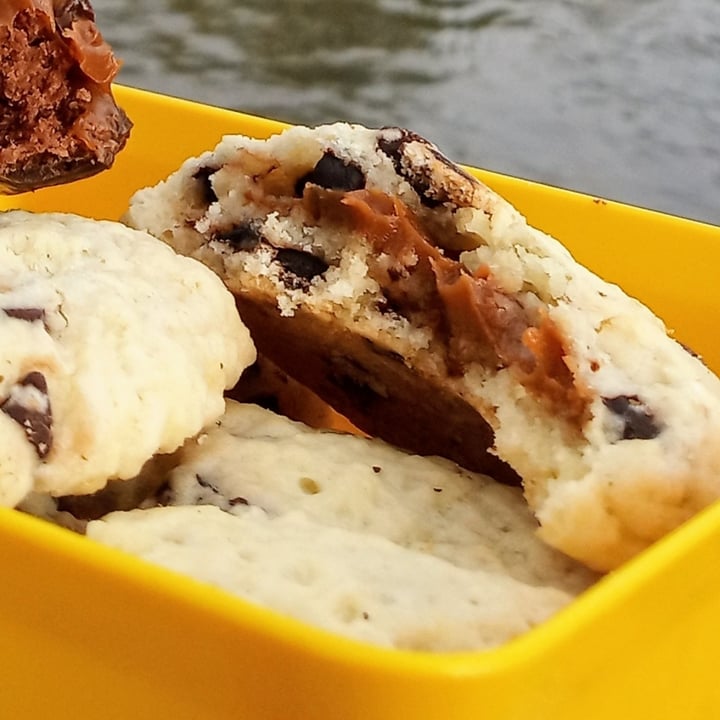 photo of Mama.cook19 Cookies con Chips de chocolate rellenas de Dulce de Leche de Coco shared by @enchisparte on  06 Feb 2022 - review