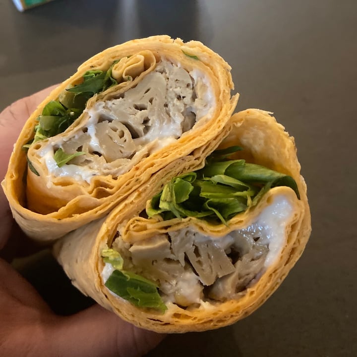 review photo of Tesco Plant Chef Caesar Wrap shared by @tiffanykimiko on 26 Jan 2021 - review