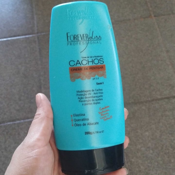 review photo of Forever liss Linha Cachos Forever Liss shared by @prilidia on 25 May 2022 - review