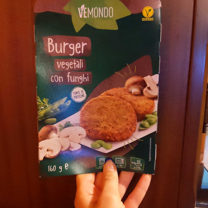 review photo of Vemondo Burger Vegetali con Funghi shared by @holymarta on 18 Jun 2022 - review