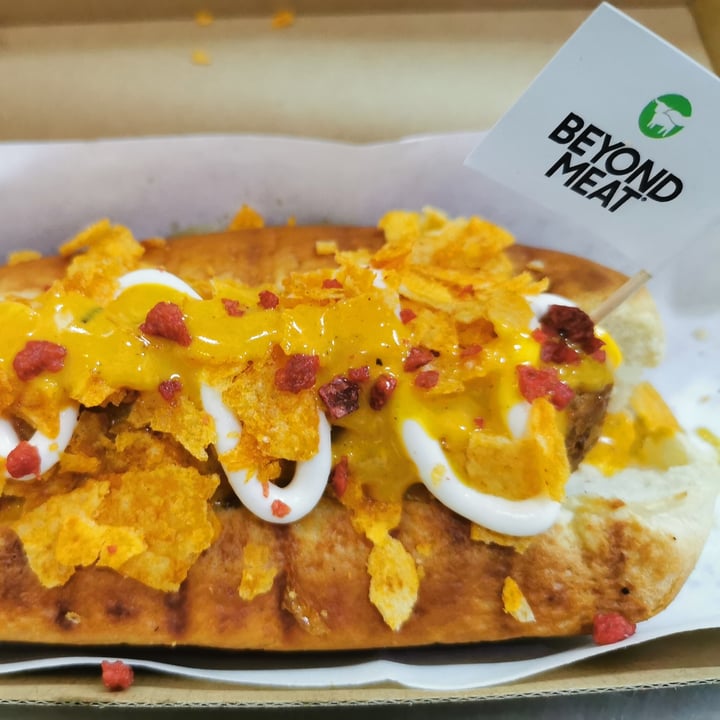 photo of Veggie Dojo Nacho cheese and bacon hotdog shared by @theveganbird on  25 May 2020 - review