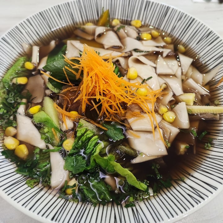 photo of Shitoya Vegetarian Slice Noodles Black Bean Soup shared by @andrewlamyw on  02 Aug 2022 - review