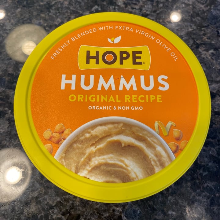 photo of Hope Hummus Original shared by @samlovesplants on  08 May 2022 - review