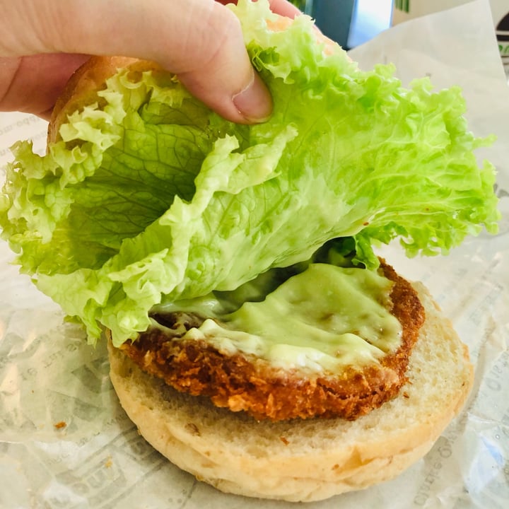 photo of nomVnom Xpress Crispy FIsh Wasabi Burger shared by @vcatnaps on  19 Nov 2021 - review