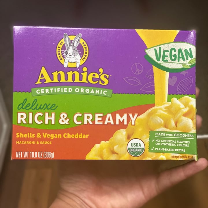 review photo of Annie’s Deluxe Rich & Creamy Shells & Vegan Cheddar shared by @laineyjo on 08 Jul 2020 - review