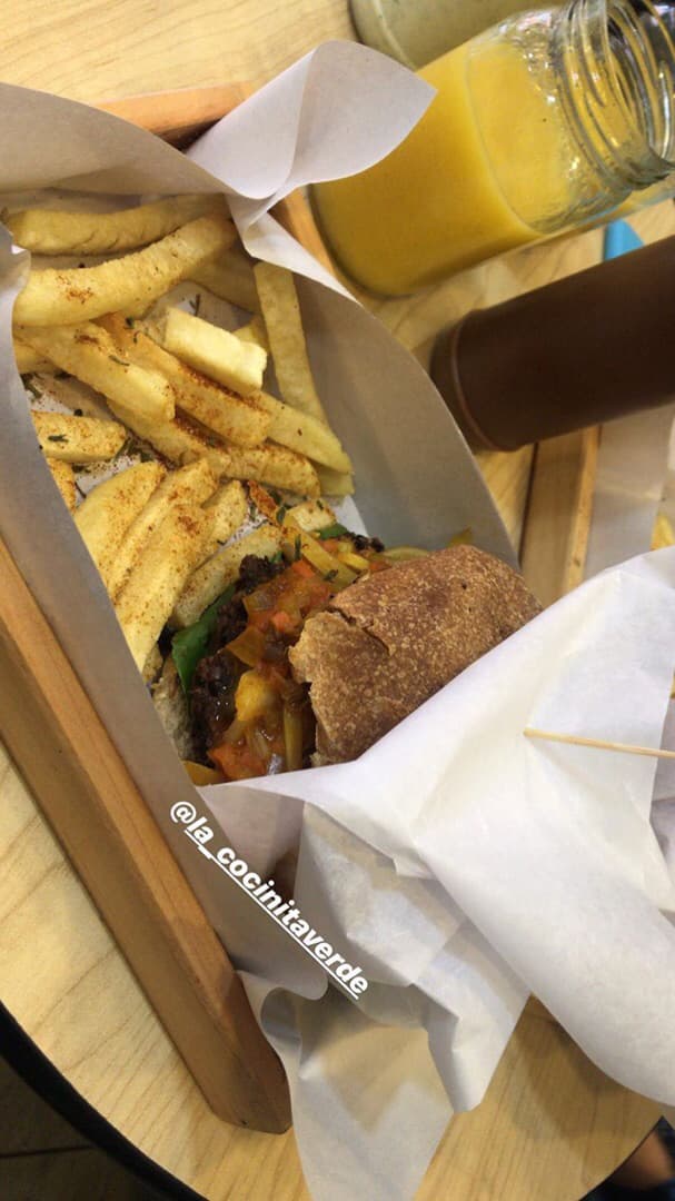 Photo of the dish “Hamburguesa de Frijol Caraota”