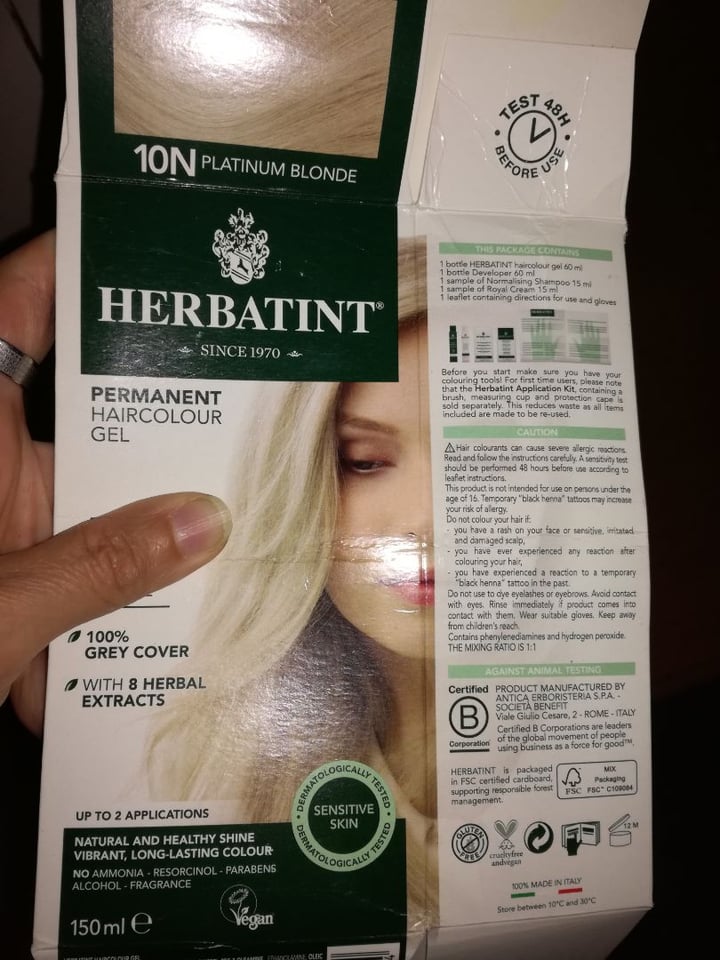 photo of Herbatint Permanent Hair Color Gel shared by @miriamealbertoveg on  24 Mar 2020 - review