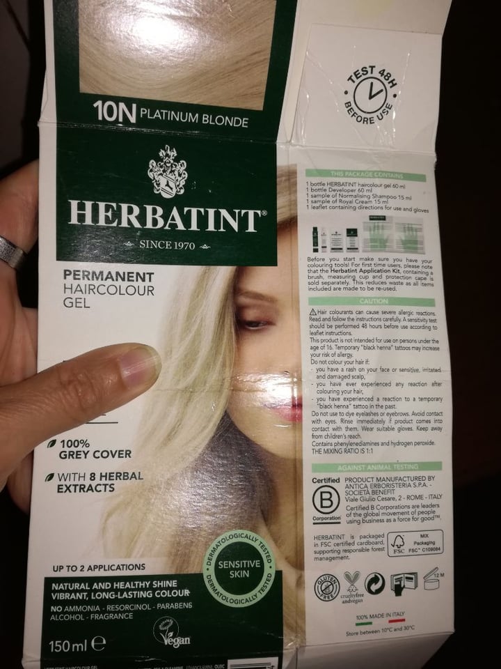 review photo of Herbatint Permanent Hair Color Gel shared by @miriamealbertoveg on 24 Mar 2020 - review