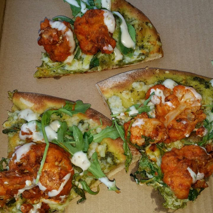 photo of Sage Plant Based Bistro Pasadena Buffalo Cauliflower Pizza shared by @av8soulfly on  04 Aug 2021 - review
