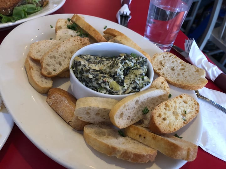 photo of Chicago Diner Spinach Artichoke Dip shared by @elizabeth on  15 Jun 2019 - review