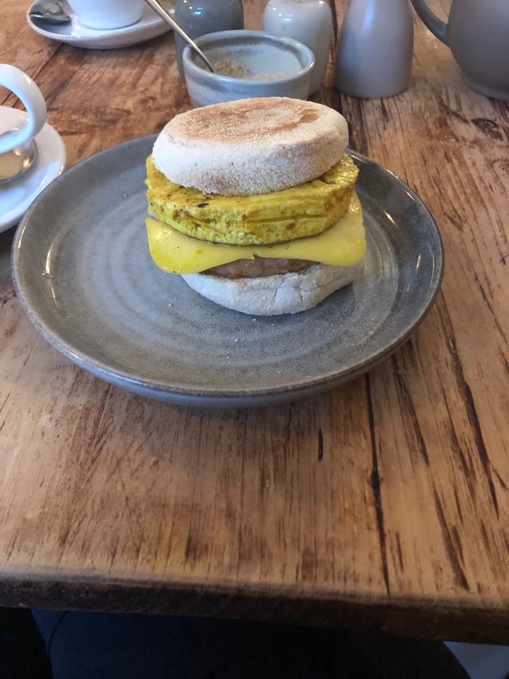 photo of Potts Coffee Sausage & ‘egg’ Muffin shared by @re4lhorrorshow on  10 Jan 2020 - review