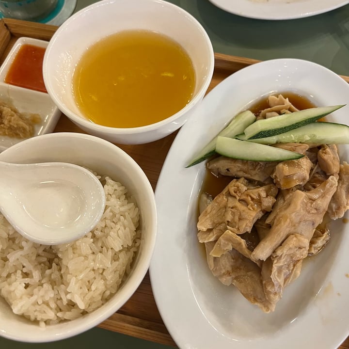 photo of Privé Somerset Hainanese Chicken Rice shared by @wahlows on  07 Jul 2022 - review