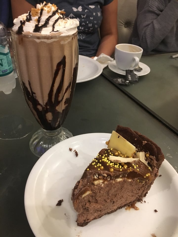 photo of Loving Hut Mousse De Chocolate shared by @victorialopez on  22 Sep 2019 - review