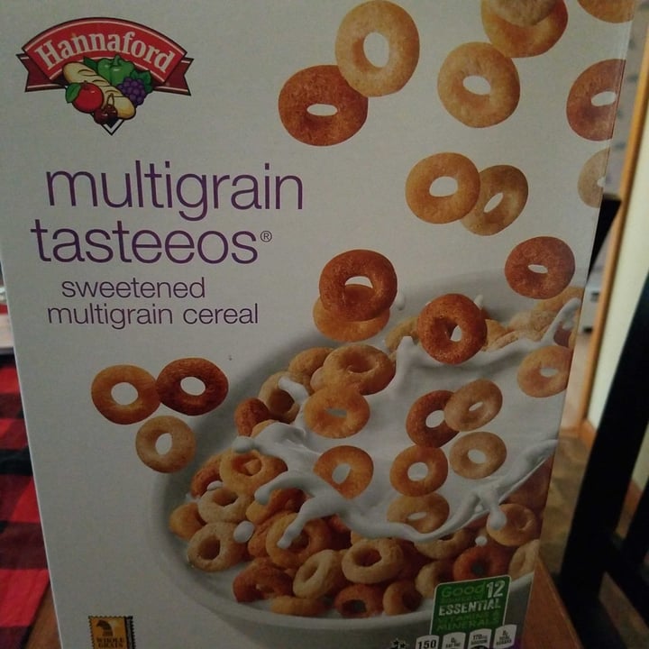photo of Hannaford Multigrain tasteeos shared by @jpaulik on  31 Dec 2020 - review