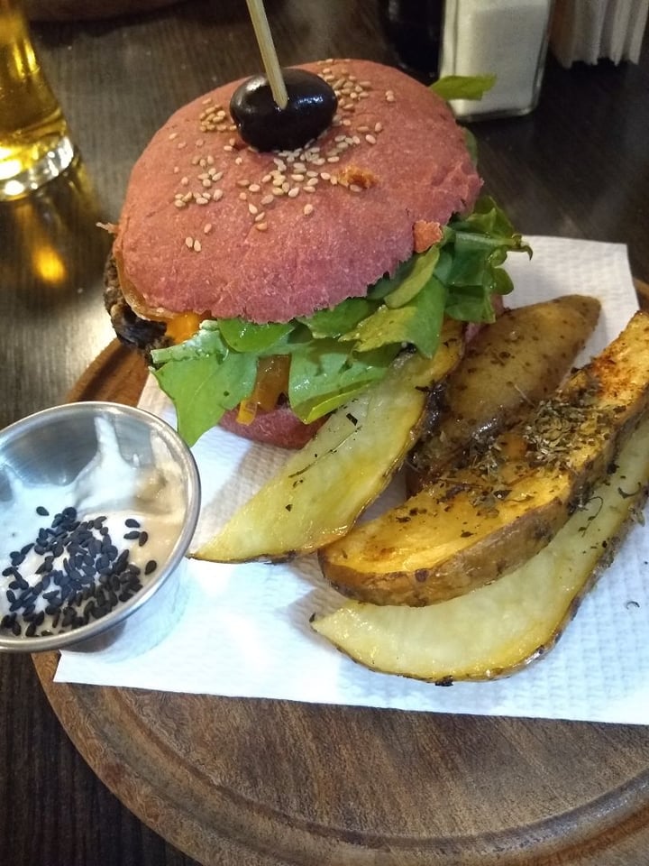 photo of Alma Dórica Nuestra Burger shared by @antonel on  20 Nov 2019 - review