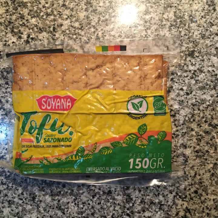 review photo of Soyana Tofu Sazonado shared by @carlabaigorria on 27 Apr 2022 - review