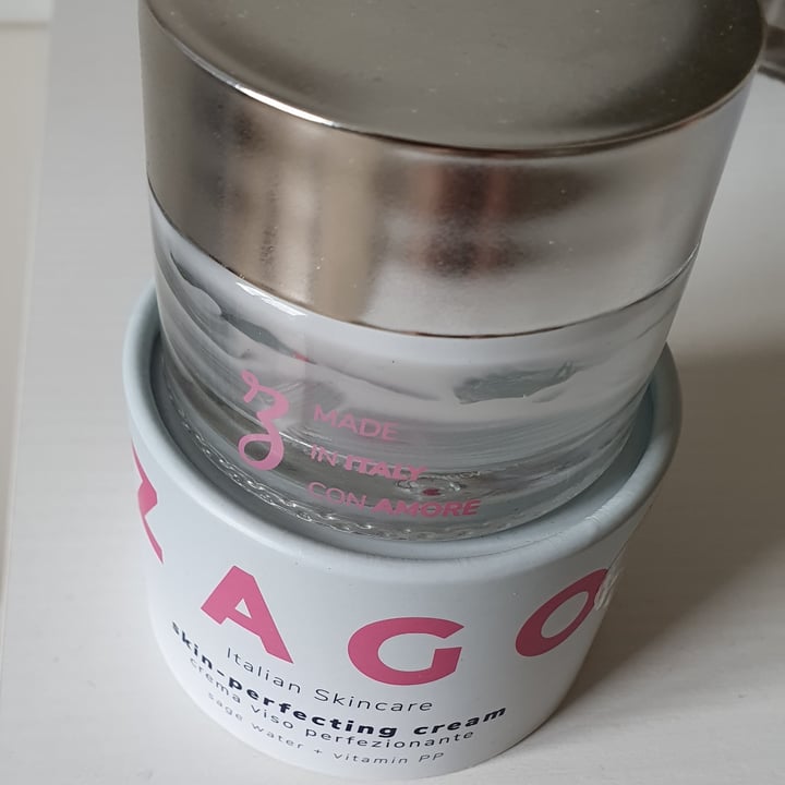 photo of Zago Crema Viso Perfezionante shared by @estercalcagnospadaro on  01 Apr 2022 - review