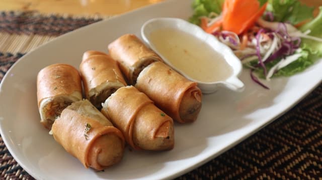 「Spring Rolls」の料理の写真