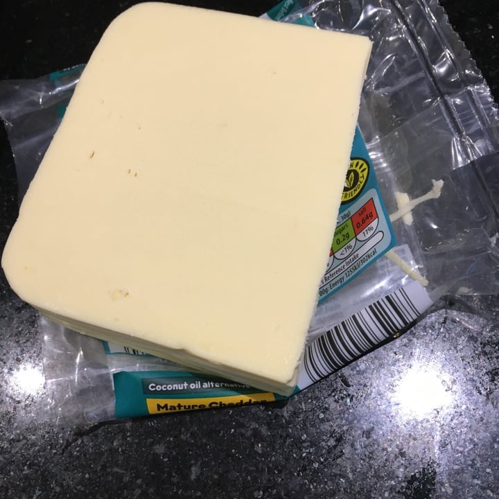 photo of ALDI Mature cheddar shared by @monica8 on  09 Jan 2022 - review