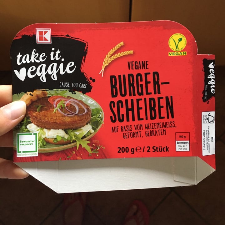 photo of Kaufland vegane Burger-Scheiben shared by @blueberrypancake on  28 Jun 2020 - review