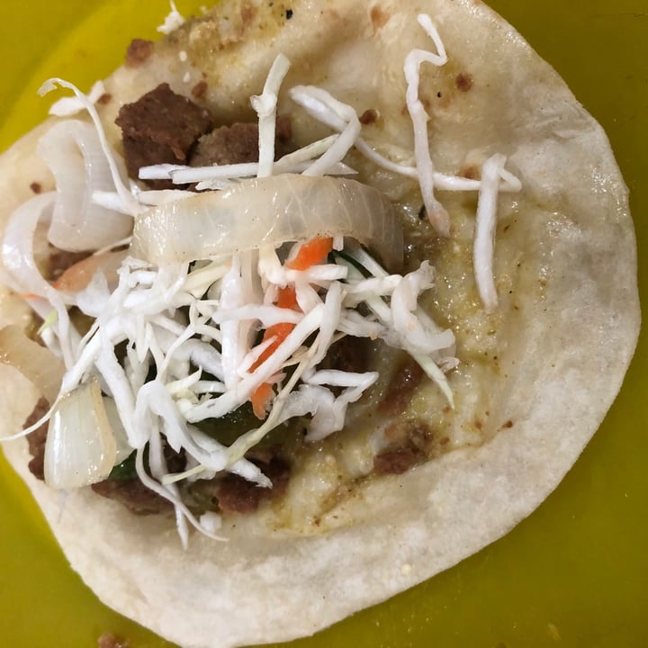 photo of Tacos a Vapor Vegetarianos Chicharrón shared by @migumillan01 on  24 Apr 2020 - review