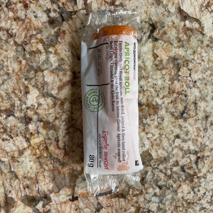 photo of Woolworths Food Apricot Roll shared by @sarbearcor on  17 Sep 2021 - review