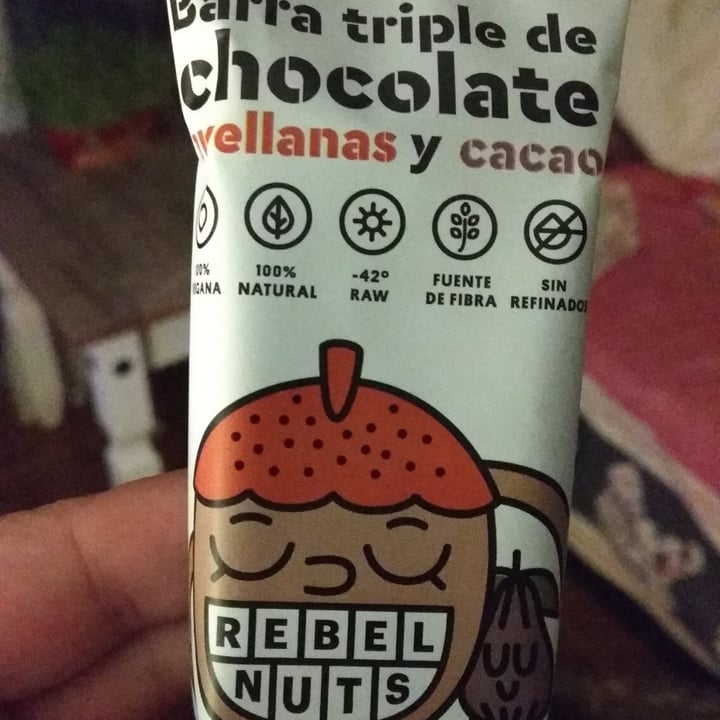 photo of Rebel Nuts Barra triple de chocolate: avellanas y cacao shared by @vittouy on  01 Sep 2022 - review