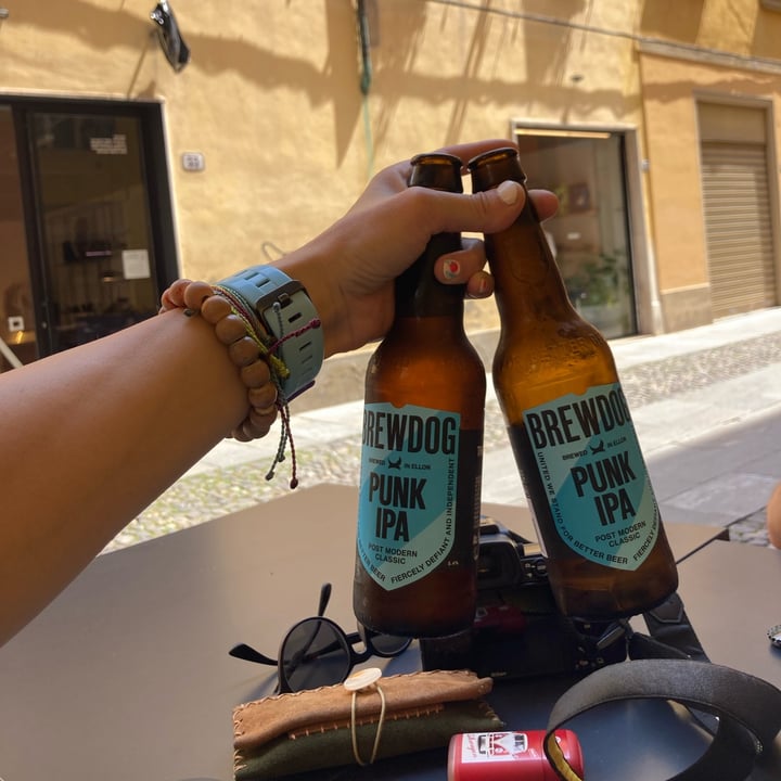 photo of Brewdog Brewdog Punk IPA shared by @illusionbenny on  17 Jun 2022 - review