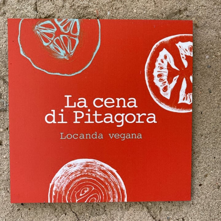 review photo of Pitagora Locanda Vegana kufteh frittelle di pomodori di origine medio orientale con insalata libanese shared by @fravegan on 28 Aug 2022 - review
