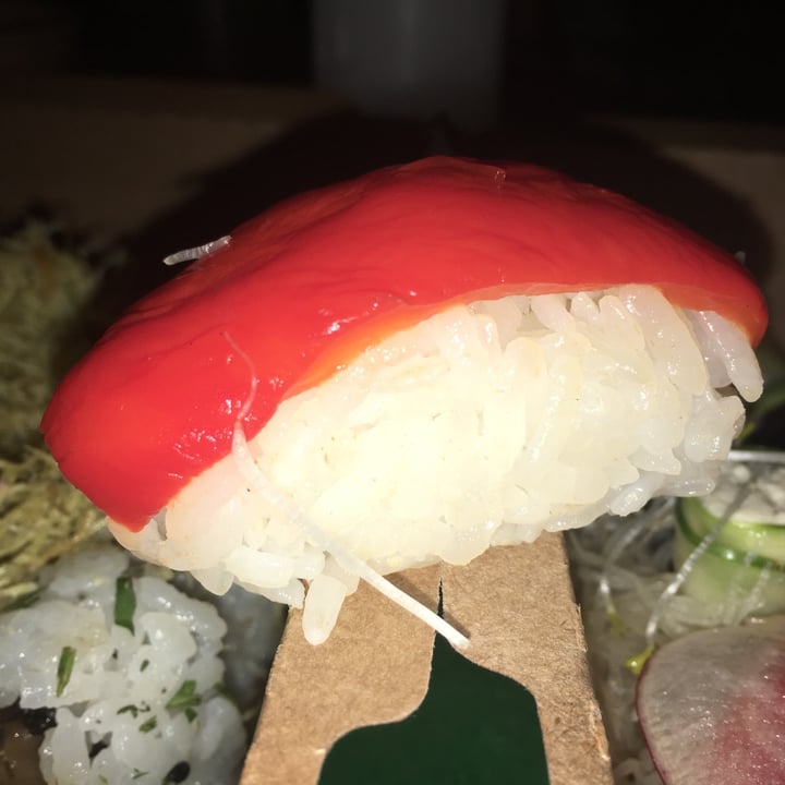 photo of Let it V - Vegan Sushi Red Velvet shared by @lauchis on  13 Jun 2020 - review