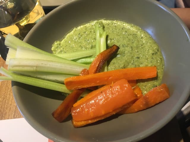 Photo of the dish “Hummus verde”