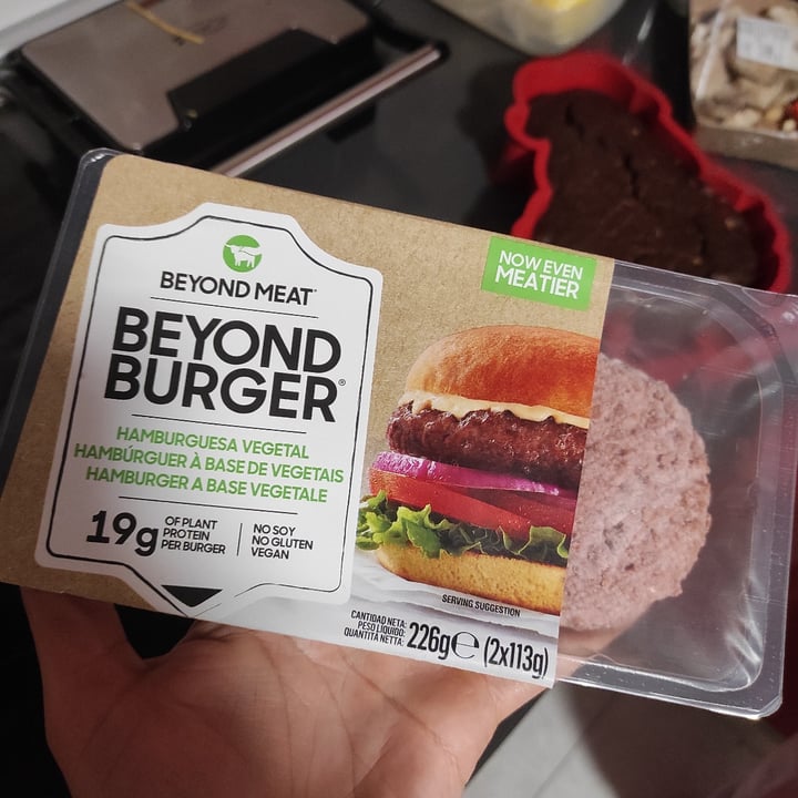 photo of Beyond Meat Beyond Burger Plant-Based Patties shared by @robertosauvage on  25 Jan 2022 - review