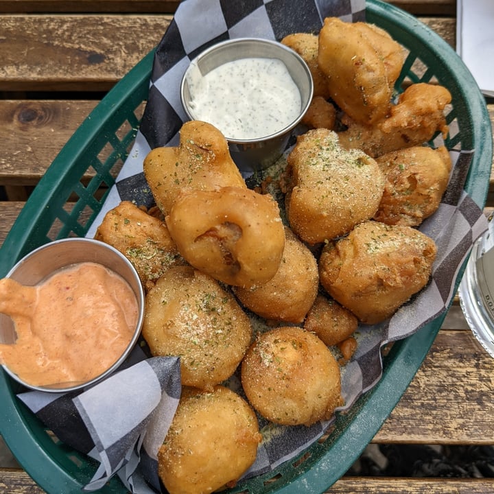 photo of South x Northwest Fried Mushrooms shared by @veganjuliana on  16 Jun 2022 - review