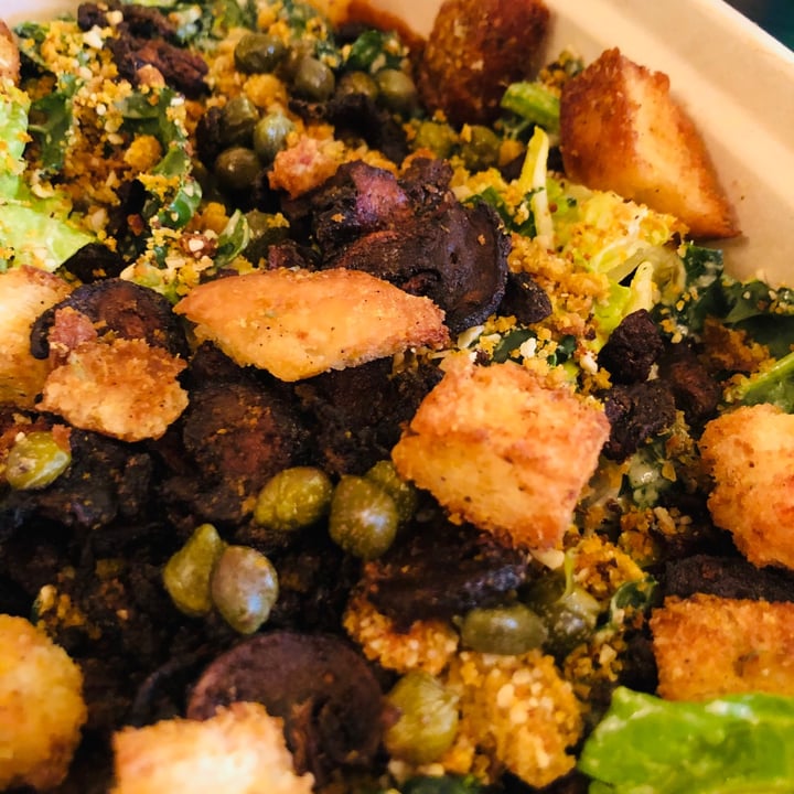 photo of Modern Love Kale Salad shared by @veganessa- on  04 Mar 2021 - review