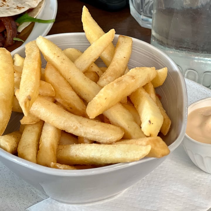 review photo of Rosetta Cafe Side of Vegan fries shared by @madmike on 17 Apr 2022 - review