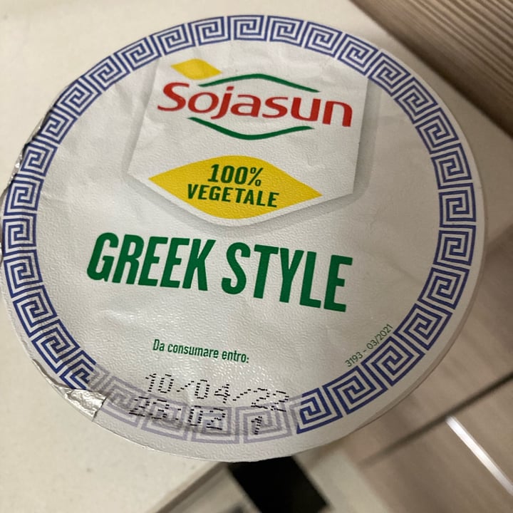 review photo of Sojasun Yogurt bianco greek shared by @elebell on 08 Apr 2022 - review