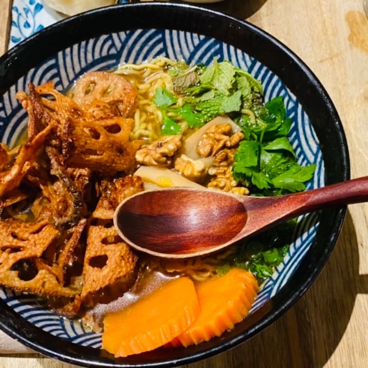 photo of Neko Ramen Ramen vegan shared by @alburt on  08 Jan 2022 - review