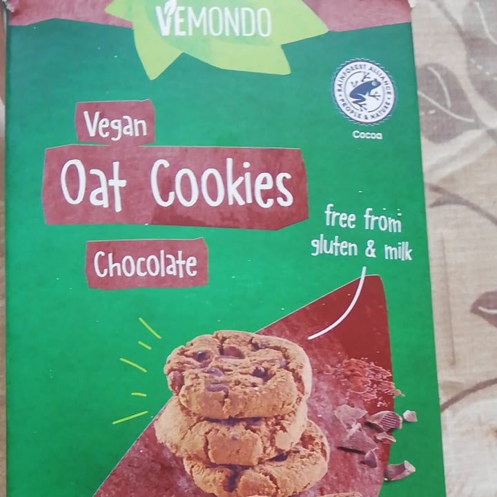 photo of Vemondo vegan oat cookies chocolate shared by @hellnymph on  22 Mar 2022 - review