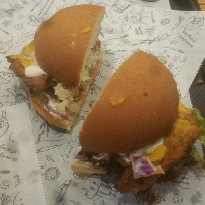 review photo of Meet The Veganz Oh My Garlic shared by @louay on 07 Dec 2020 - review