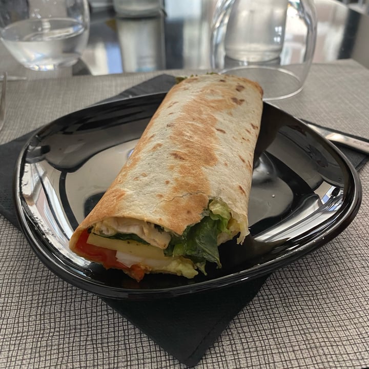 photo of Alice e Viola - Cucina vegetale Wrap gourmet shared by @sinella on  15 Oct 2022 - review