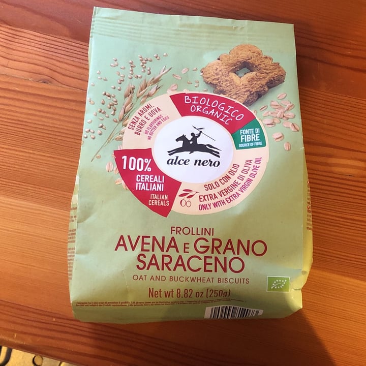 photo of Alce Nero Biscotti avena e grano saraceno shared by @luanaendrizzi on  02 Apr 2022 - review