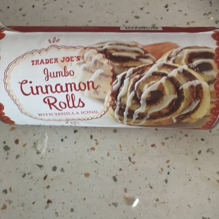 photo of Trader Joe's Jumbo Cinnamon Rolls shared by @gcalligy1 on  18 Jun 2020 - review
