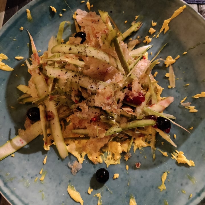 review photo of Munz Munz biOstrot Insalatina Di Asparagi E Frutti Rossi Con Maionese Di Soya E Chips Di Riso shared by @elisasile on 22 Apr 2022 - review