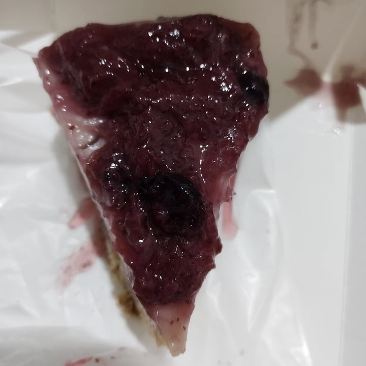 photo of El patio vegan Cheesecake shared by @danicanti on  27 Oct 2022 - review