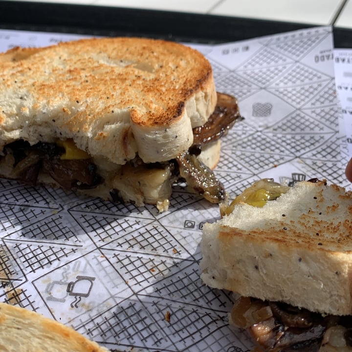 review photo of Tostado Café Club BAXAR Mercado Tostado Mix De Hongos Opción Vegano shared by @ainholatorre on 18 Aug 2022 - review