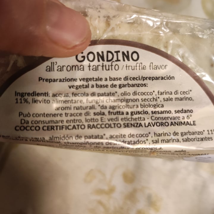 review photo of Pangea Foods Gondino all’aroma tartufo/Truffle Flavour shared by @lula1986 on 22 Oct 2022 - review