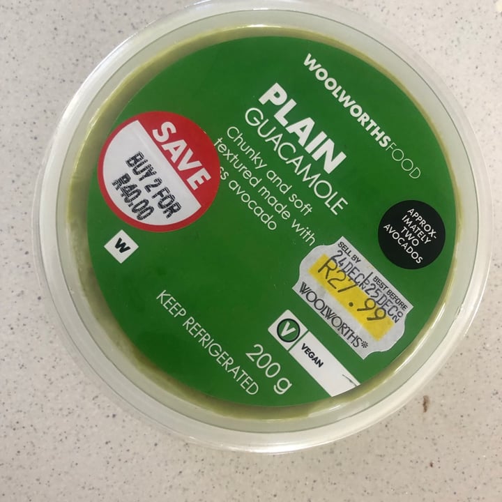 photo of Woolworths Food Plain Guacamole shared by @fitphilthevegangirl on  18 Dec 2020 - review