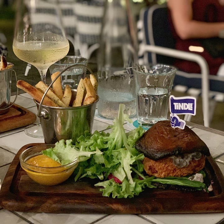 review photo of Bayswater Kitchen Portobello & TiNDLE™ “Chicken” Bunless Burger shared by @jashment on 16 Sep 2021 - review