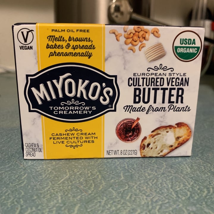 photo of Miyoko's Creamery European Style Cultured Vegan Butter Hint of Sea Salt shared by @kathysumie on  01 May 2020 - review